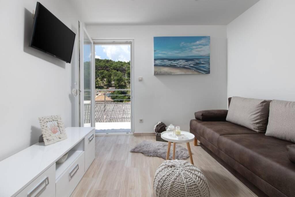 Seaview Apartment Sparkle Iskra - Povlja, Brac Povlja  Εξωτερικό φωτογραφία